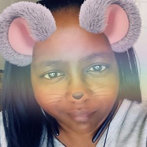 Meet your Posher, Lenora